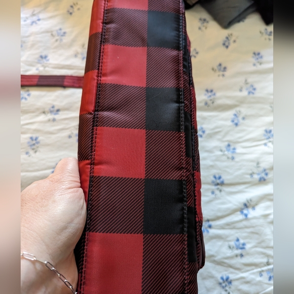 Lug Stretch in Buffalo Check Red NWOT - Picture 3 of 5